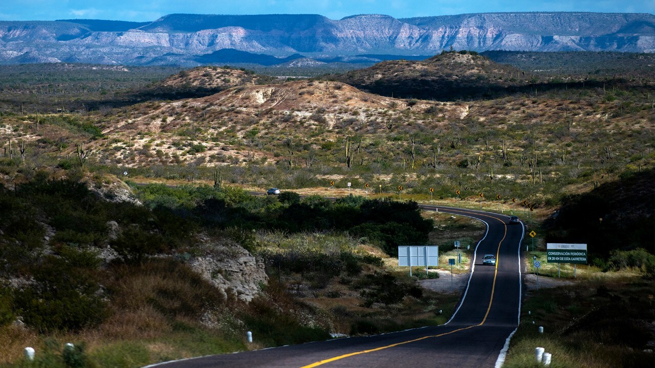 Federal Highway 1 stretches into the desert between Puerto Chale and La Paz.