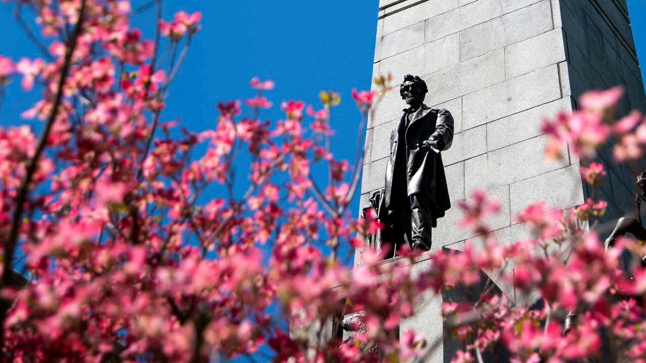 President Abraham Lincoln's tomb