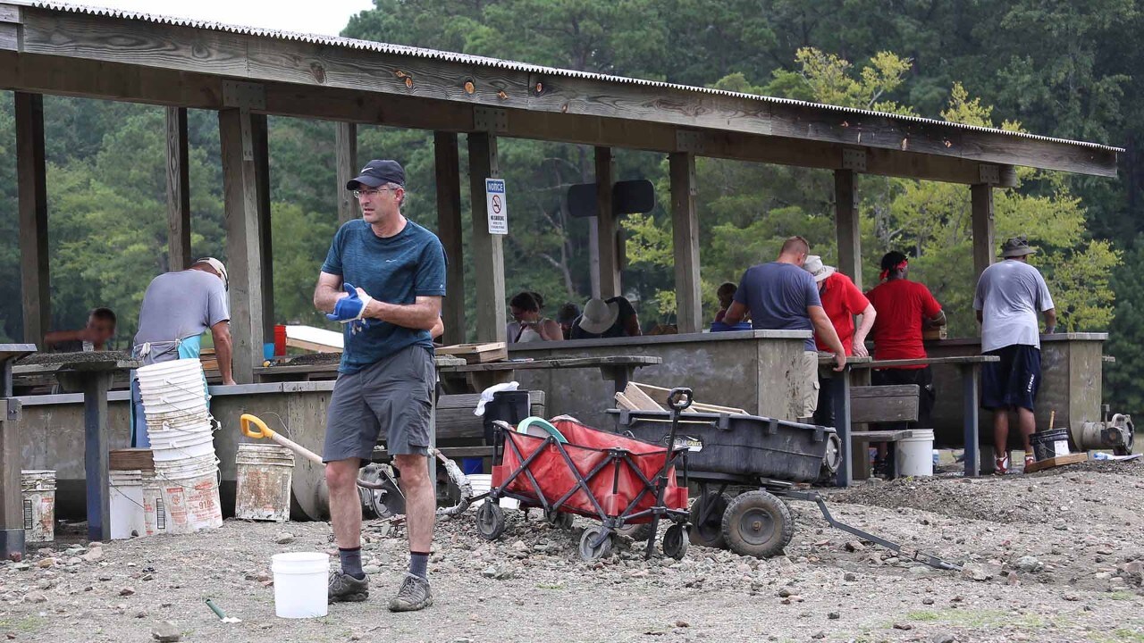 Prospectors wet sift at Crater of Diamonds State Park