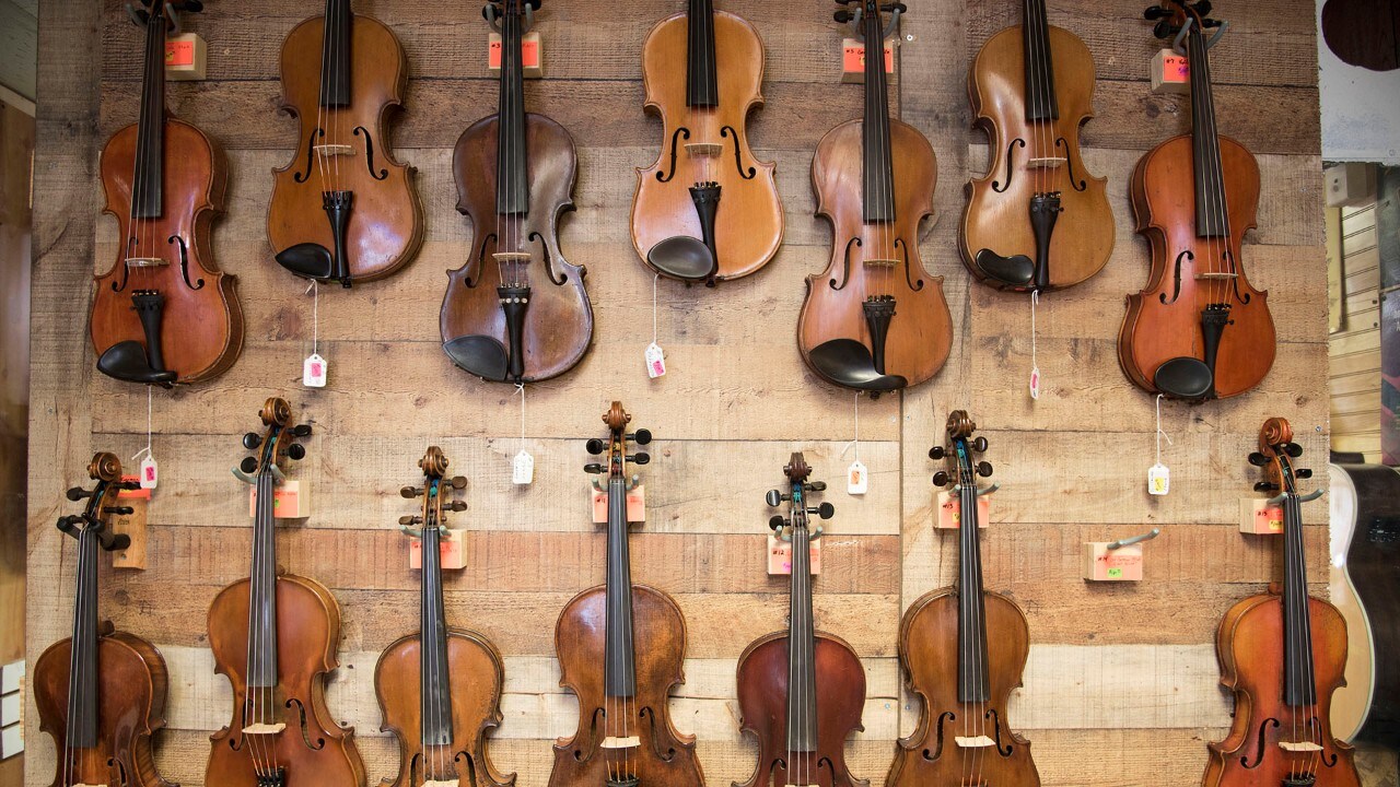 Barr's Fiddle Shop in Galax, Virginia