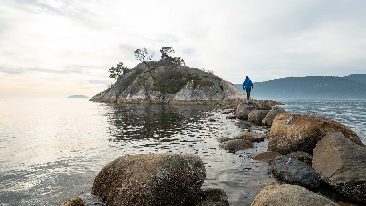 The tide comes in at Whytecliff Point.